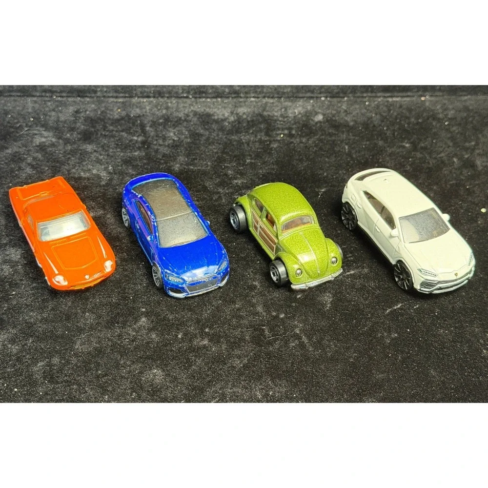 Hot Wheels-Lot of 4: Mazda Cosmo Sport, Lamborghini Urus, VW Beetle, Audi RS5